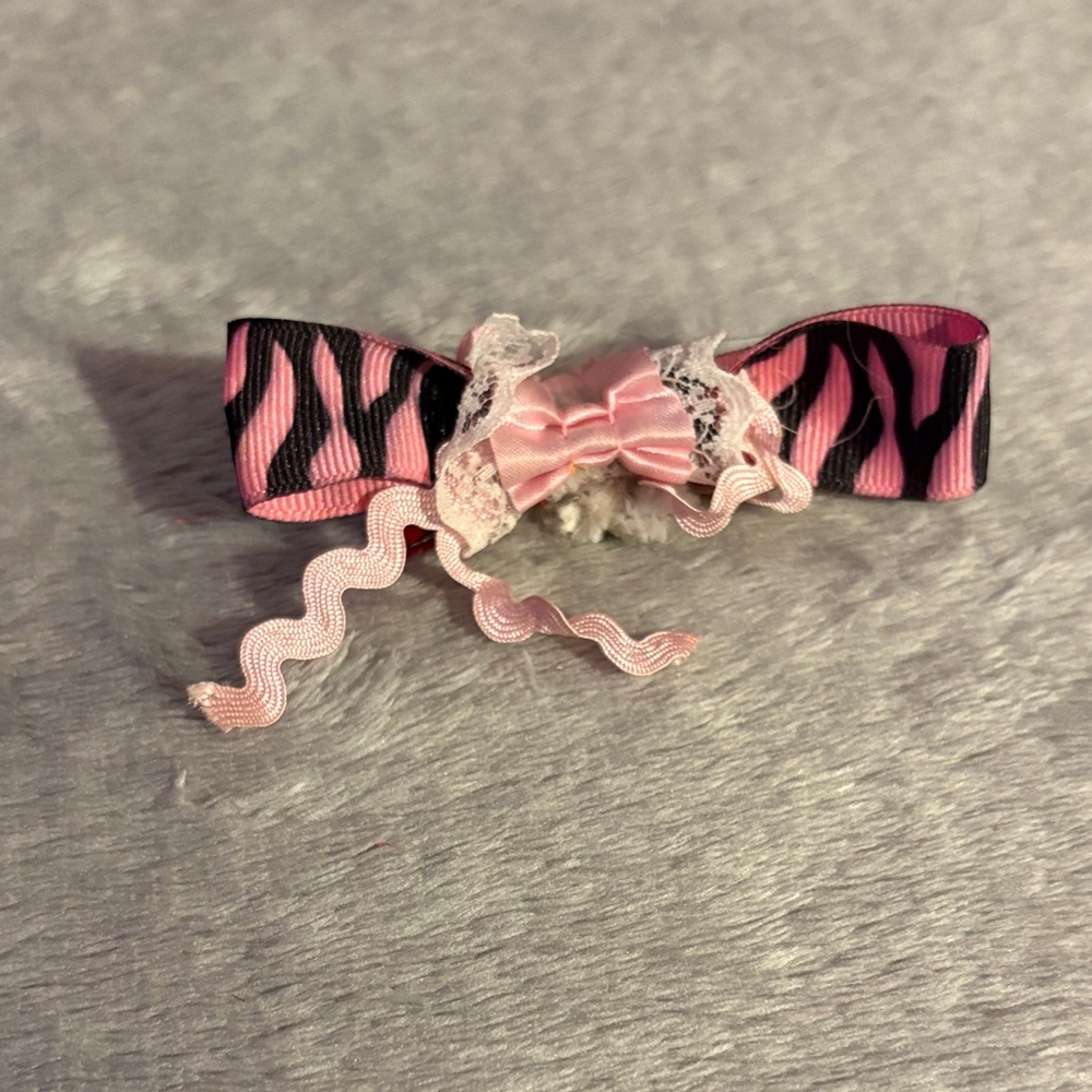 Pink and Black Zebra Print Hair Bow 🎀